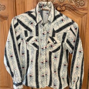 Girls snap front Wrangler shirt